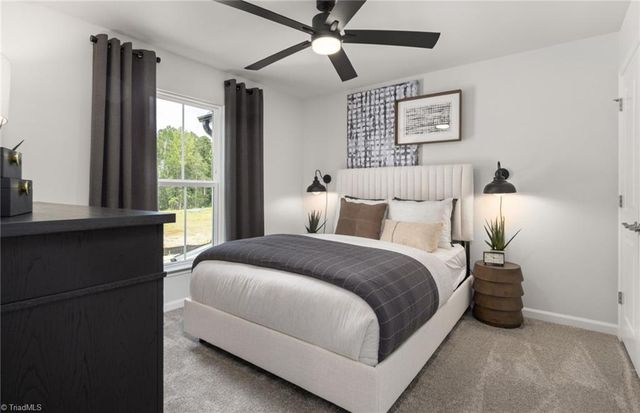 934 Poets Walk Road, Whitsett, NC 27377