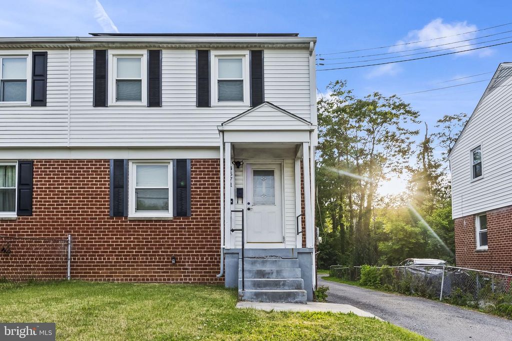 Image 2 of property listing at 4571 AKRON ST, Temple Hills, MD 20748