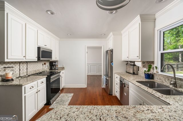 421 Brittany Downs, Macon, GA 31210