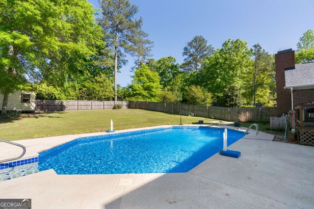 421 Brittany Downs, Macon, GA 31210