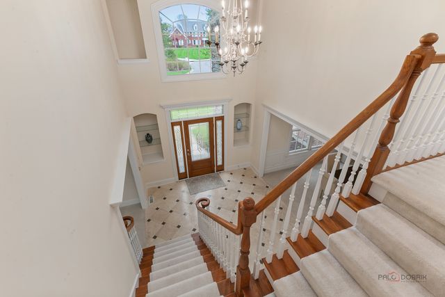 14805 Creekside Path, Libertyville, IL 60048