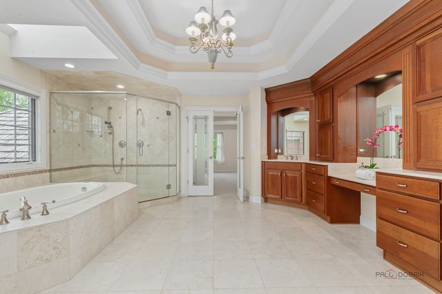 14805 Creekside Path, Libertyville, IL 60048