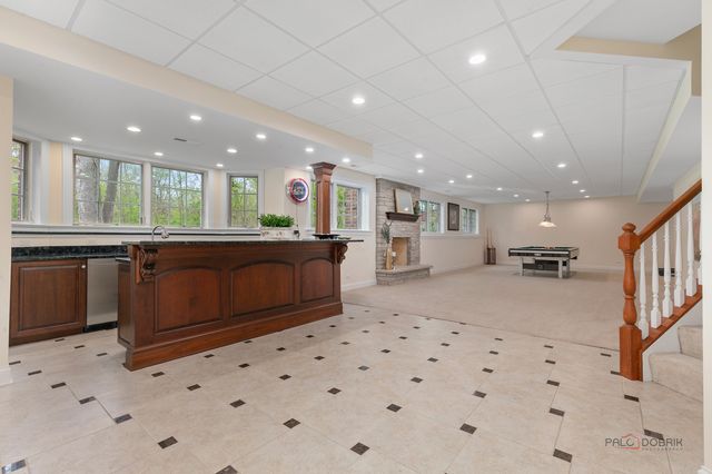 14805 Creekside Path, Libertyville, IL 60048