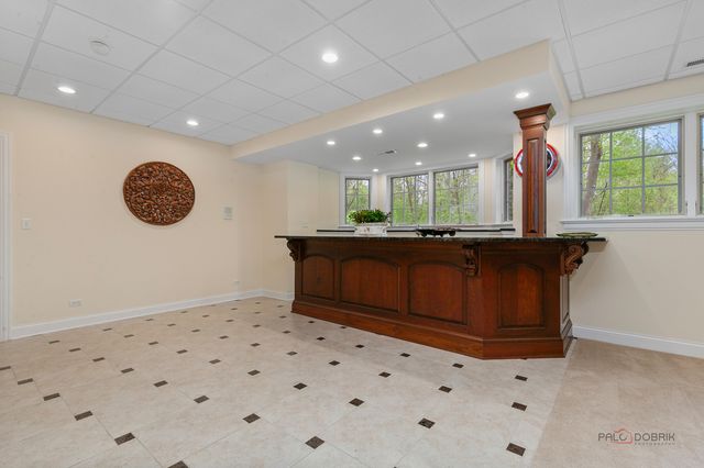 14805 Creekside Path, Libertyville, IL 60048