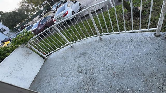 486 NW 165th St Rd B-103, Miami, FL 33169