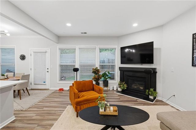 3950 Madison Bridge Drive, Suwanee, GA 30024
