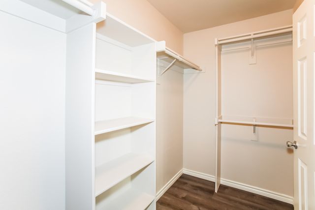 1208 Mountain Peak Drive, Fort Worth, TX 76052