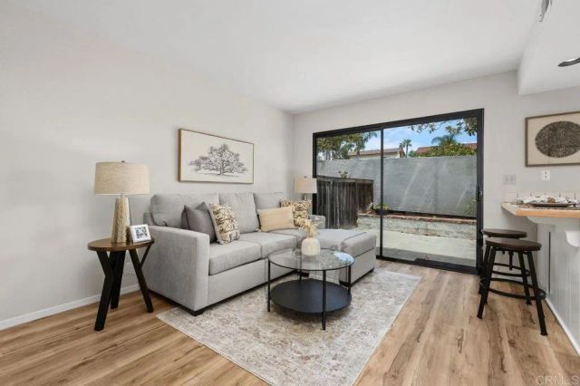6890 Peach Tree Road, Carlsbad, CA 92011