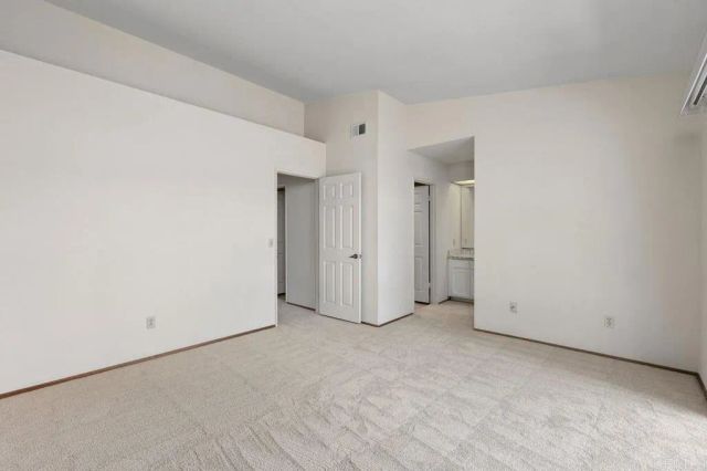 6890 Peach Tree Road, Carlsbad, CA 92011