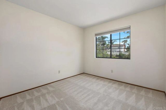 6890 Peach Tree Road, Carlsbad, CA 92011