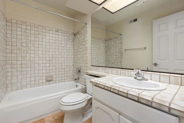6890 Peach Tree Road, Carlsbad, CA 92011