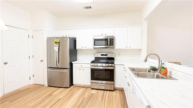 2070 Hailston Drive, Duluth, GA 30097