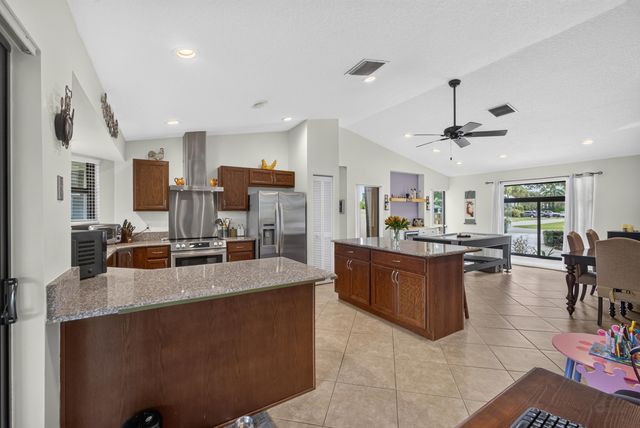 1848 Lynton Circle, Wellington, FL 33414