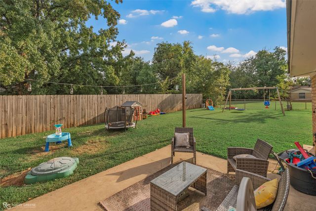 3524 Ponderosa Drive, Bossier City, LA 71112