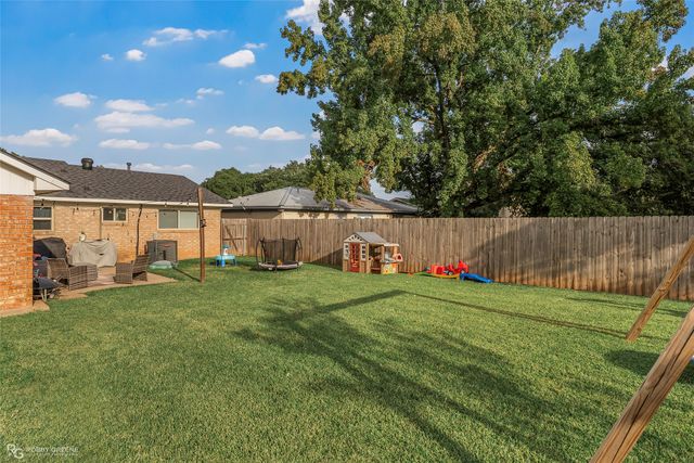 3524 Ponderosa Drive, Bossier City, LA 71112