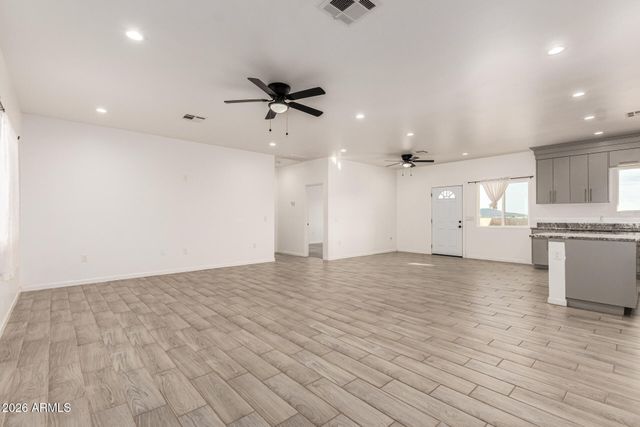 35207 W EASON Avenue, Tonopah, AZ 85354