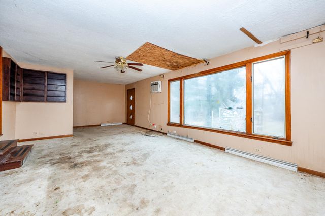 5175 Wayside Path, Stevensville, MI 49127