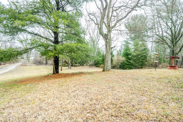 5175 Wayside Path, Stevensville, MI 49127