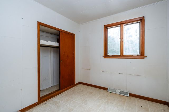 5175 Wayside Path, Stevensville, MI 49127