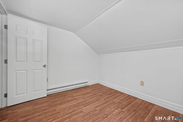 2 Hillside Court, Middletown, CT 06457