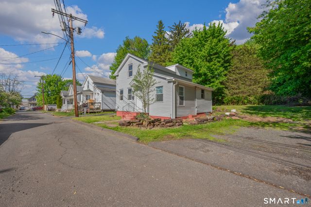 2 Hillside Court, Middletown, CT 06457