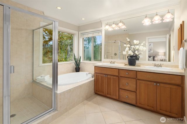 436 Wilderness Peak Drive NW, Issaquah, WA 98027