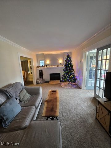 17219 Dartmouth Avenue, Cleveland, OH 44111