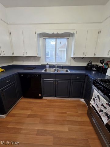 17219 Dartmouth Avenue, Cleveland, OH 44111