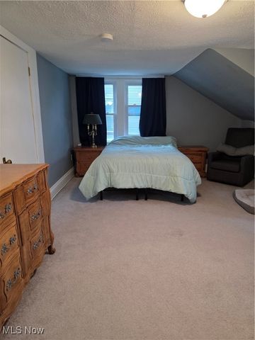 17219 Dartmouth Avenue, Cleveland, OH 44111