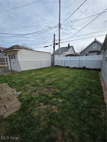 17219 Dartmouth Avenue, Cleveland, OH 44111