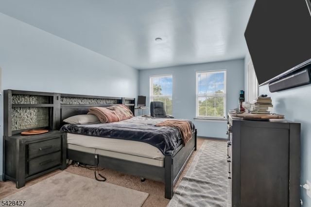 16 Paulina Pl, Franklin Twp., NJ 08873