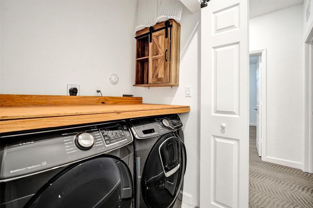 4676 Caspian Way, Davie, FL 33314