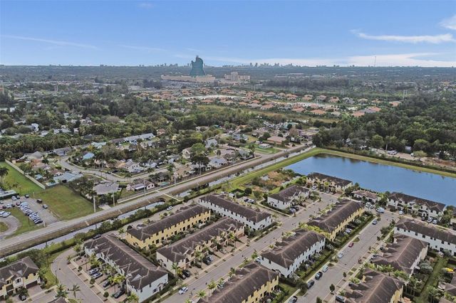 4676 Caspian Way, Davie, FL 33314