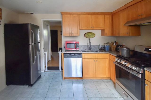 1801 PARK GLEN B, Santa Ana, CA 92706