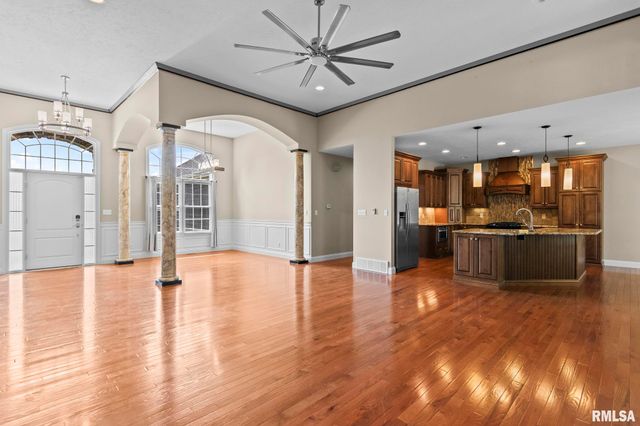 4301 Fiddlers Bend, Springfield, IL 62711