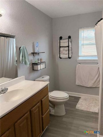 7255 Woodlake Circle, Belton, TX 76513