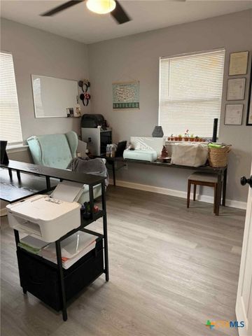 7255 Woodlake Circle, Belton, TX 76513