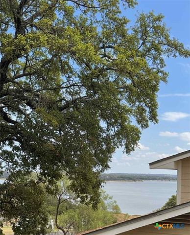 7255 Woodlake Circle, Belton, TX 76513