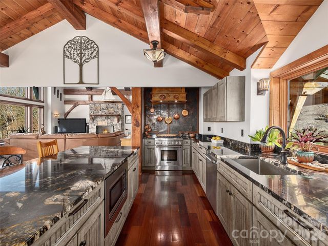 54 High Bluff Drive, Weaverville, NC 28787