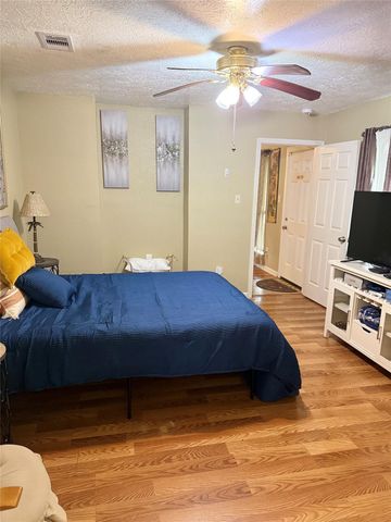 335 Anchor Way, League City, TX 77573