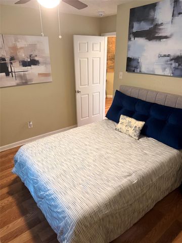 335 Anchor Way, League City, TX 77573