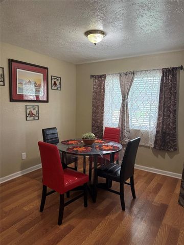 335 Anchor Way, League City, TX 77573