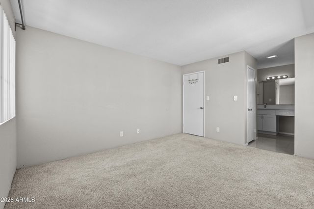 2938 N 61ST Place 212, Scottsdale, AZ 85251
