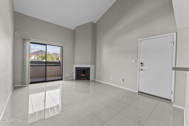 2938 N 61ST Place 212, Scottsdale, AZ 85251