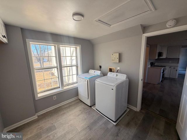 8400 PENNS HILL RD, La Plata, MD 20646