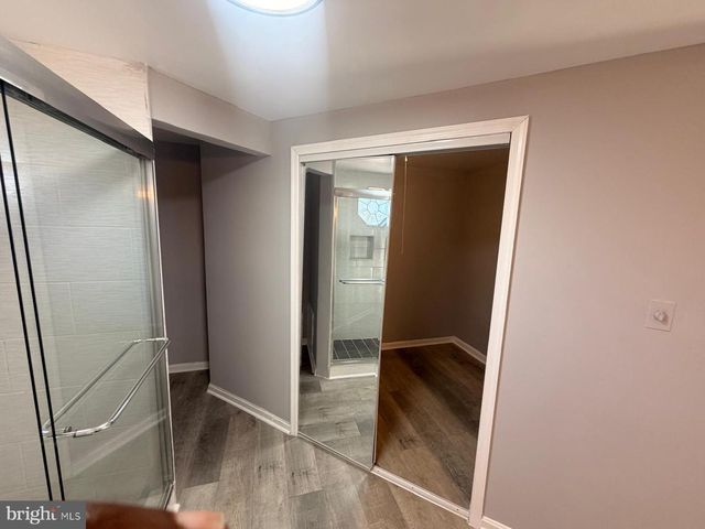 8400 PENNS HILL RD, La Plata, MD 20646