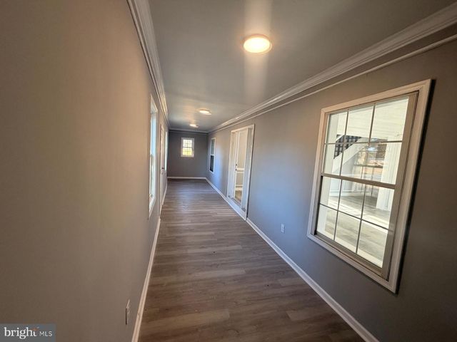 8400 PENNS HILL RD, La Plata, MD 20646