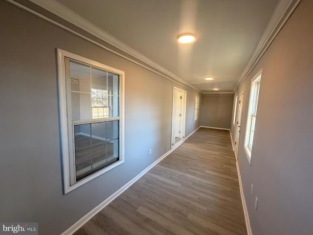 8400 PENNS HILL RD, La Plata, MD 20646