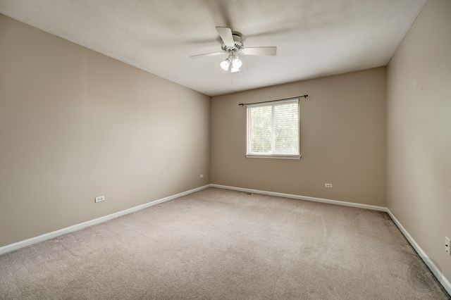 2631 Flagstone Circle, Naperville, IL 60564