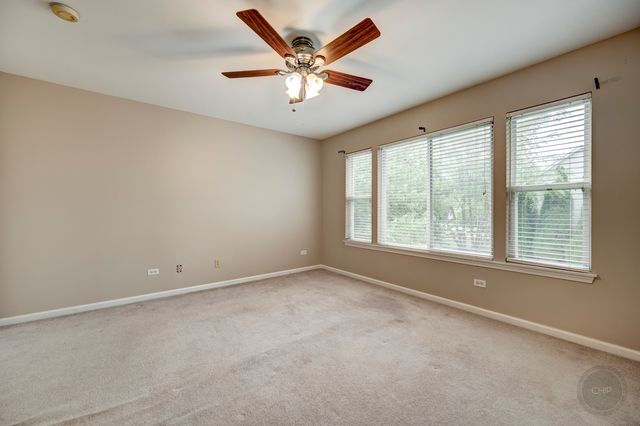 2631 Flagstone Circle, Naperville, IL 60564